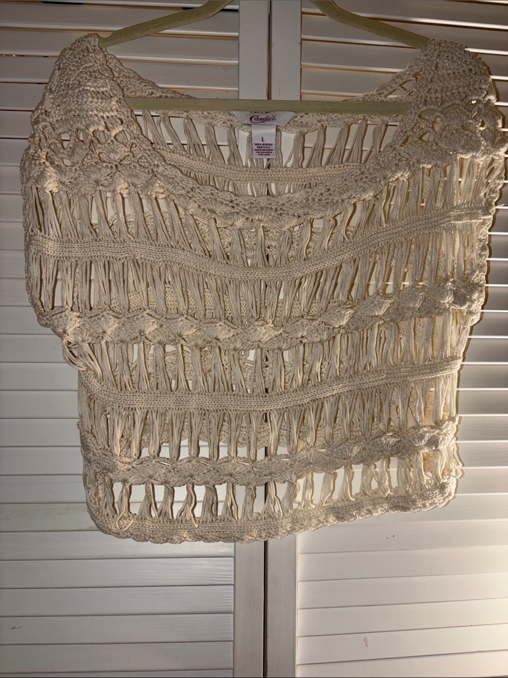VTG Candie’s Cream Colored Open Weave Crochet BoatNeck Crop Top Size Large